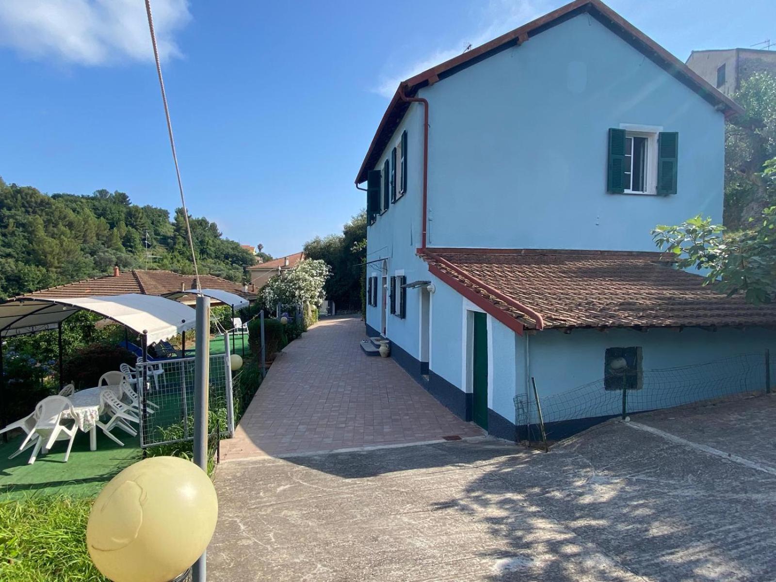 Casa Elvira Villa Imperia Exterior photo